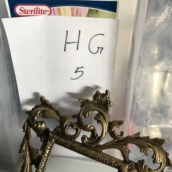 Antique Ornate Victorian Brass Picture Frame W/ Easel Stand 3.5 X 5 Photo - Picture 6 of 6